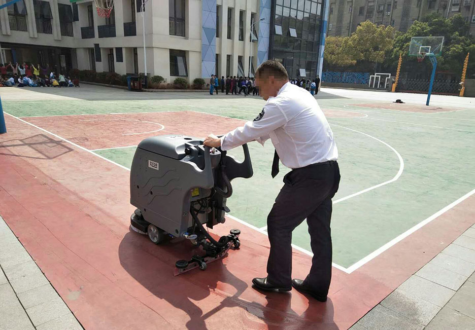 江西大型清潔設備多功能洗地機和電動<a href=http://m.91zheyang.com target=_blank class=infotextkey>掃地車生產廠</a>